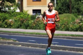 九游下载官网-篮球运动员营养与体能恢复策略，篮球运动员的营养重点是