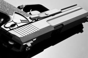 九游娱乐-英超争冠白热化，各豪门竞相发力