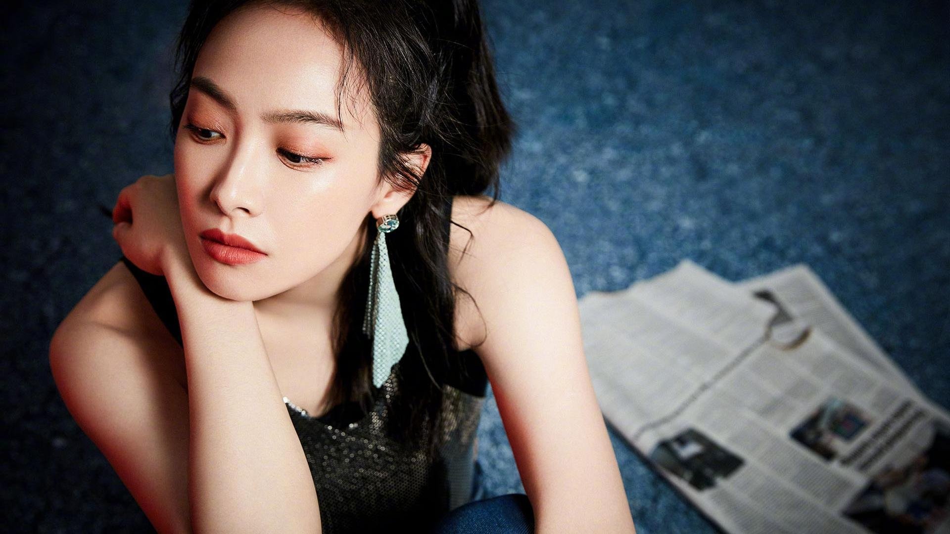 五大联赛中场争夺激烈程度是否决定观赏性高低,五大联赛场地大小