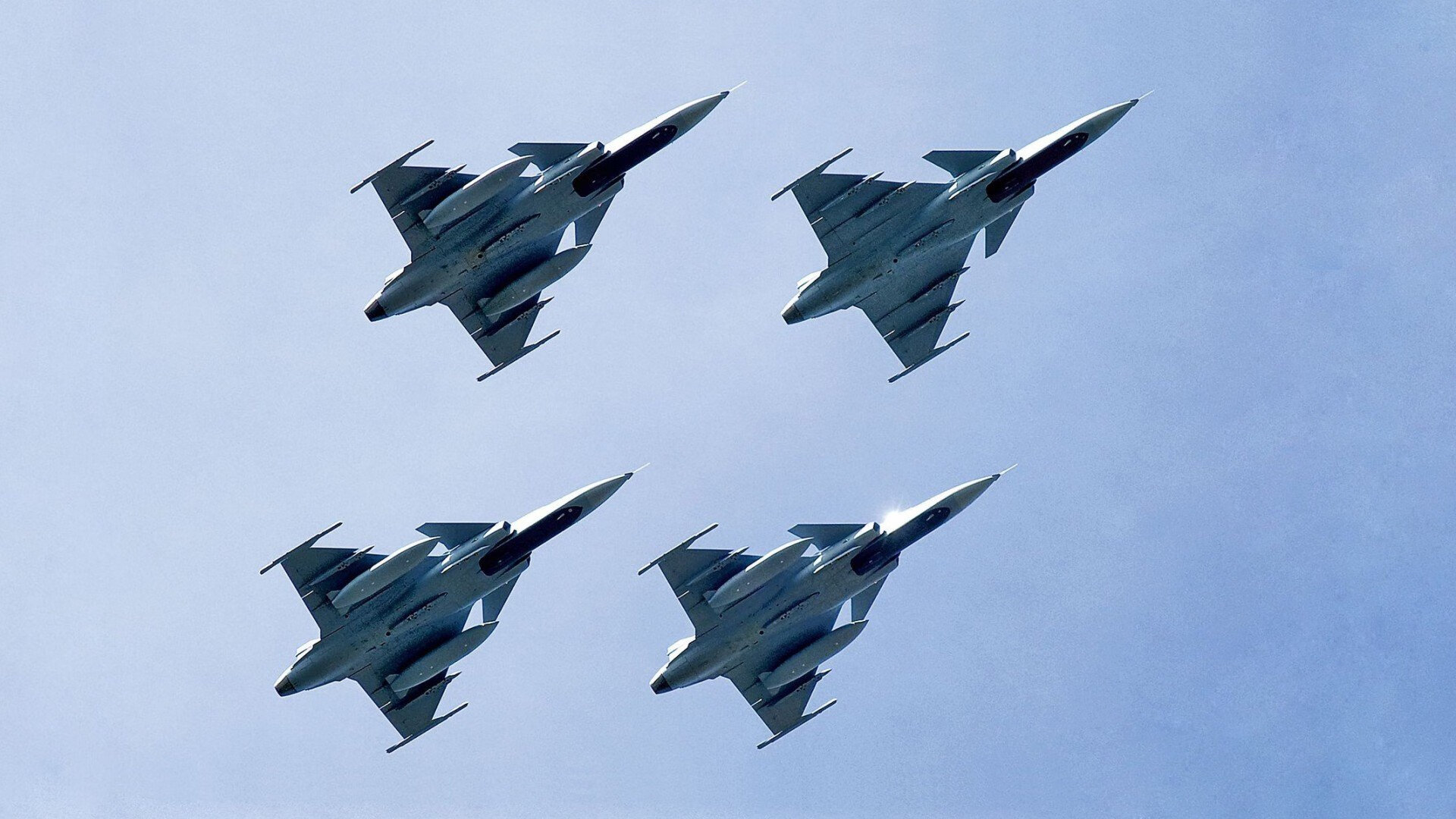 中超引入体能监测系统实时掌握球员状态变化,中超身体对抗