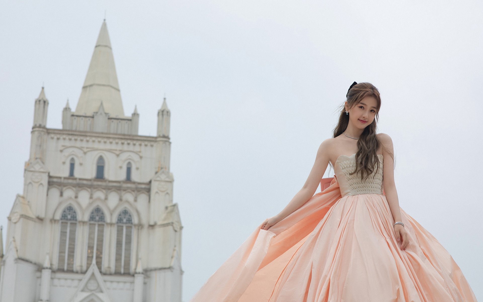 主场稳如老派轿车，多特野性如改装赛车！，多特的轮组怎么样